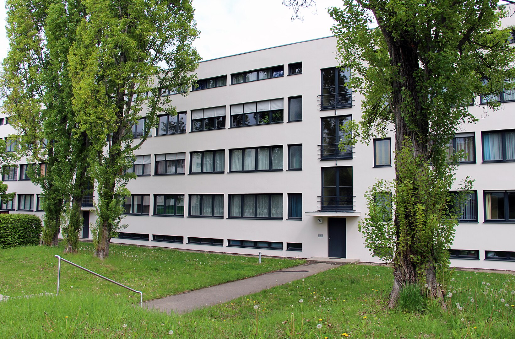 Immeuble du Weissenhof à Stuttgart conçu par Mies van der Rohe en 1927